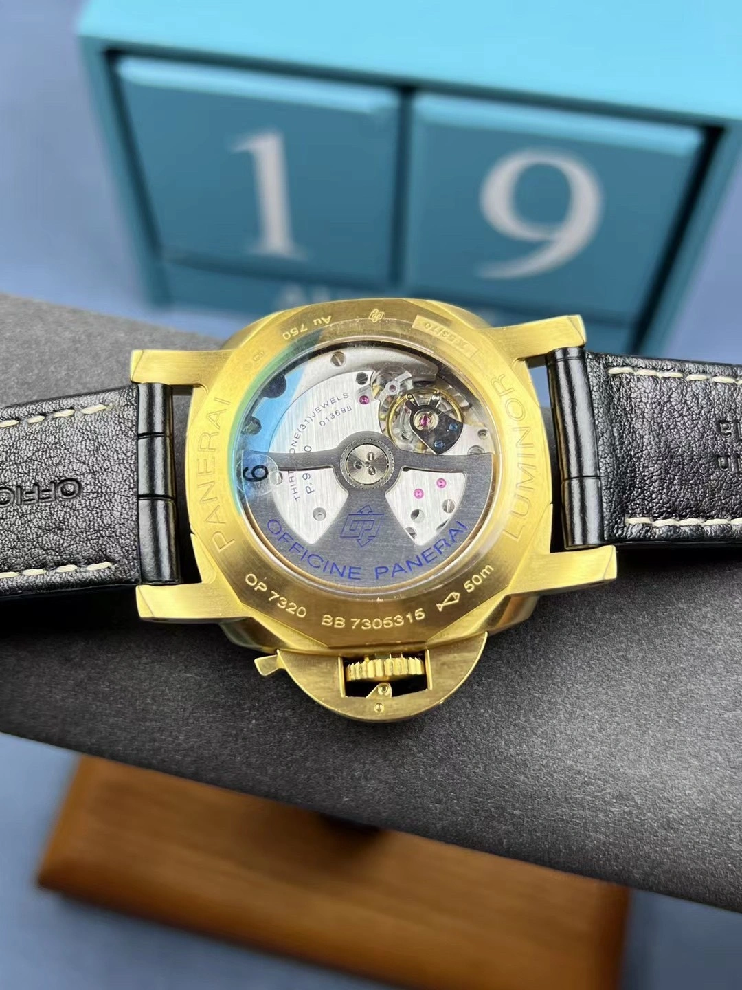 StreetReady CBD Factory Panerai Luminor Marina 44mm Grey Dial Luminous Arabic Numerals Yellow Gold Plated Smooth Bezel (PAM01115) 1:1 Super Clone – DDP.9010 Movement 381